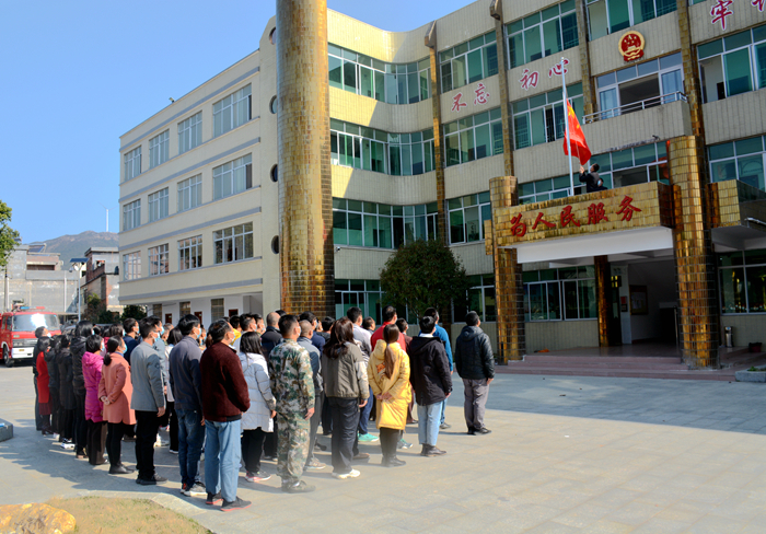 升旗仪式图片 (1).jpg