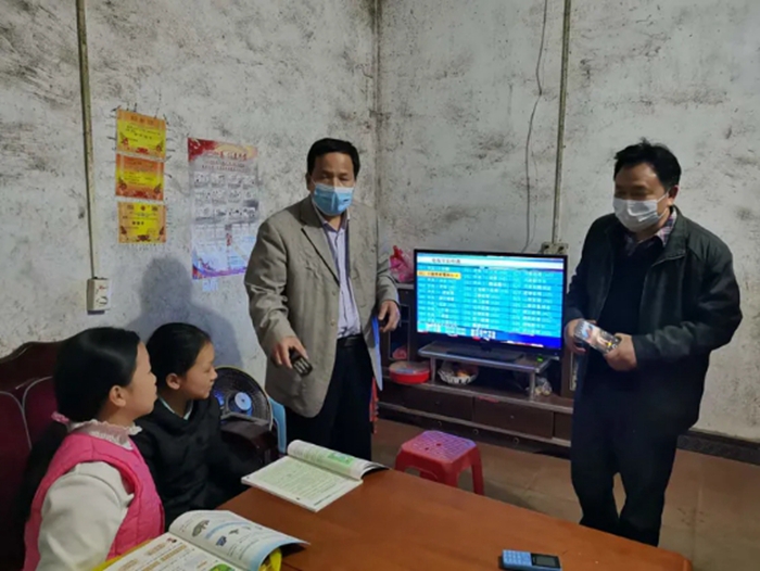 大布镇中心学校教师送教下乡.jpg