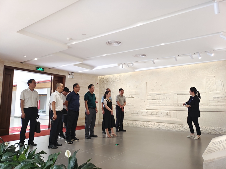 了解与该校合作办学学校的办学现状.jpg