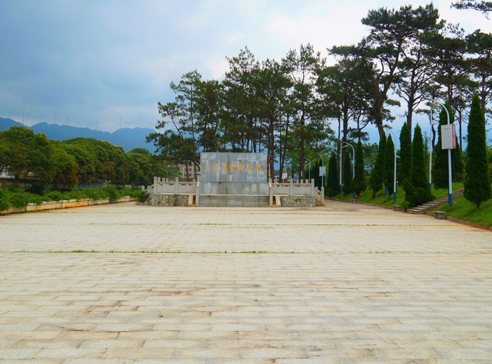 大布革命纪念公园.jpg