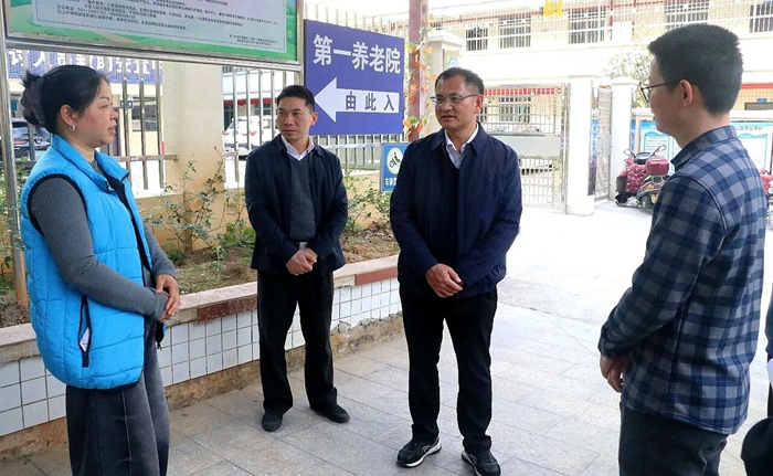 黄艺坤深入一线调研安全生产与民生保障工作