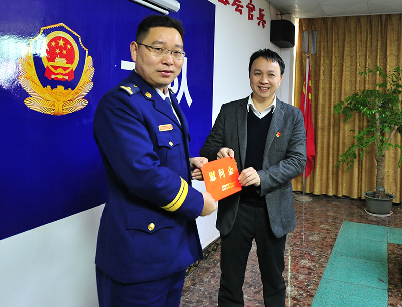 邓志聪率队慰问公安交警公安局110指挥中心消防大队等一线单位