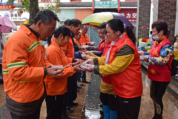 正月十五闹元宵 瑶城百姓乐淘淘 - 乳源瑶族自治县人民政府门户网站